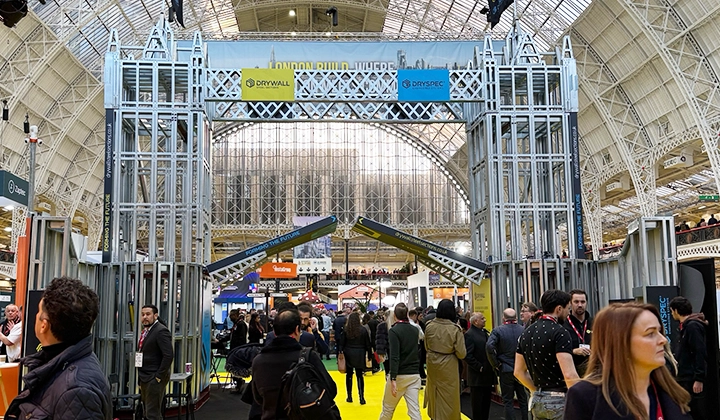 Dynamic Showcase by Axium Global at Bustling London Build 2024
